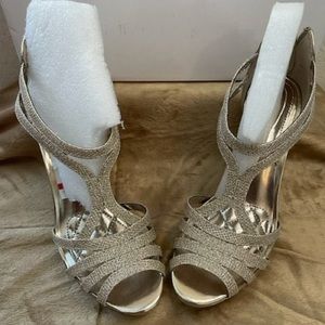 Alfani Tacy Nude/Zinc (Silver) Heels